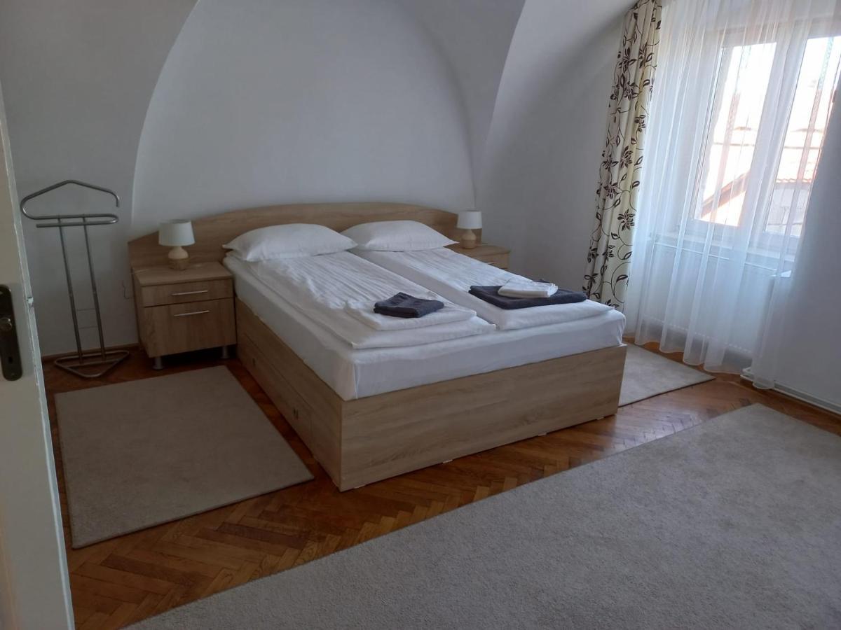 Ferienwohnung Enjoy Hermannstadt Exterior foto