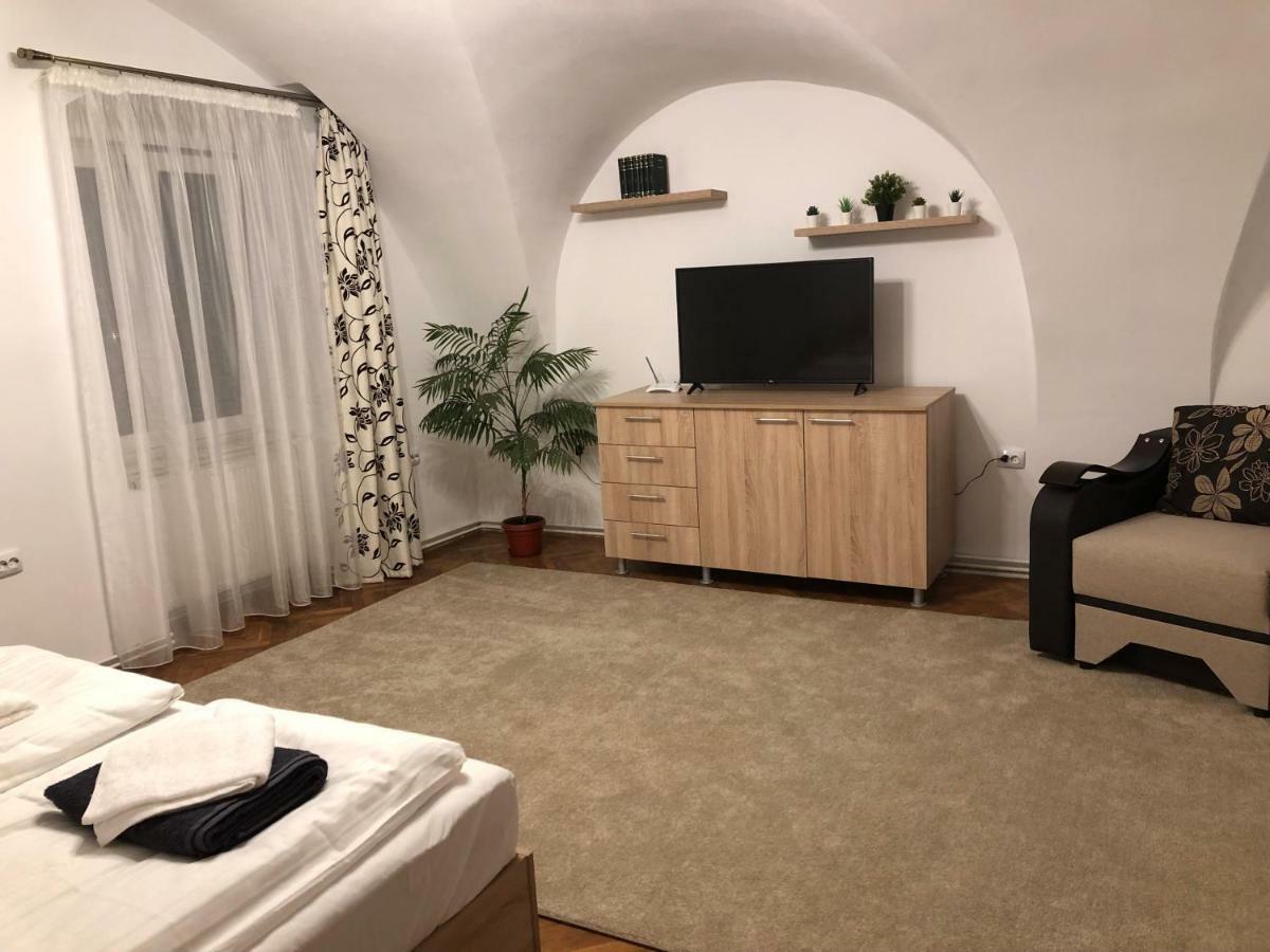 Ferienwohnung Enjoy Hermannstadt Exterior foto